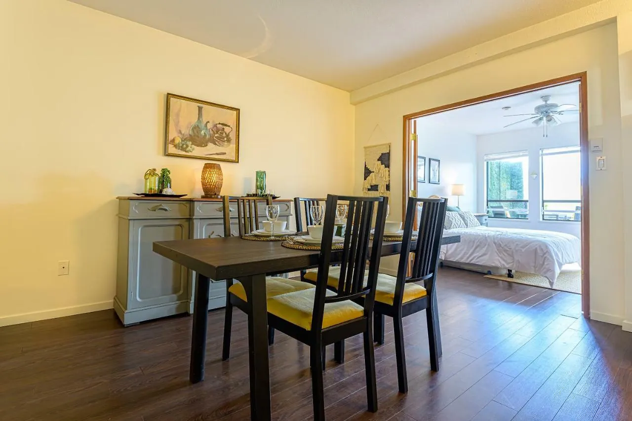 Apartment Charming 1 Bdrm View Suite Vancouver